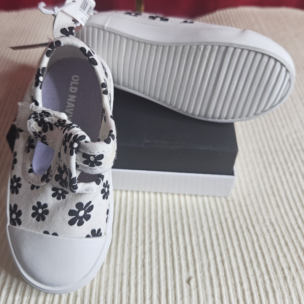NWT Old Navy Kids Floral Loafers Size US 5 - Picture 6 of 6